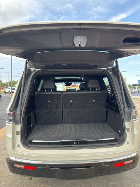 2022 Jeep Grand Wagoneer Series I