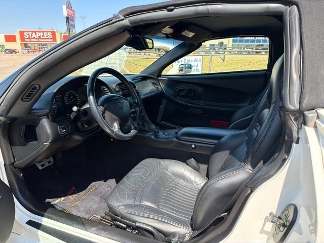 2003 Chevrolet Corvette Base