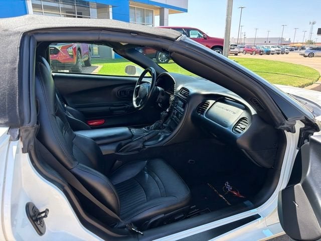 2003 Chevrolet Corvette Base