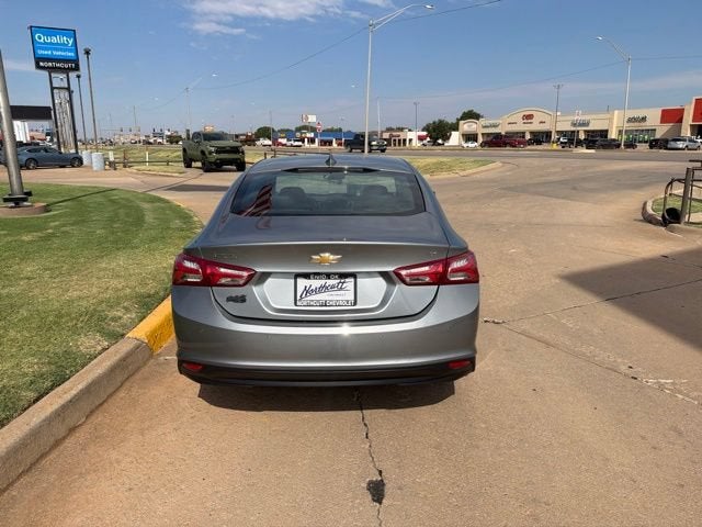 2024 Chevrolet Malibu 2LT