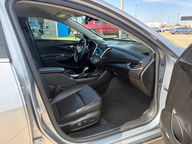 2024 Chevrolet Malibu 2LT