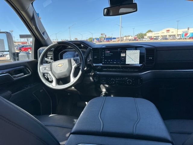 2025 Chevrolet Silverado 3500 HD LTZ