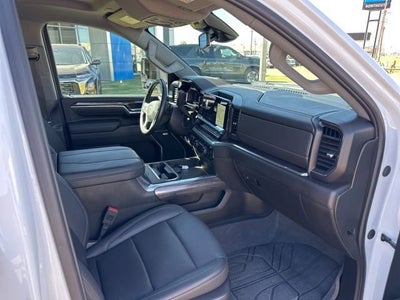 2025 Chevrolet Silverado 3500 HD LTZ