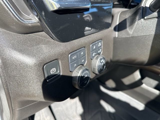 2025 Chevrolet Silverado 3500 HD LTZ