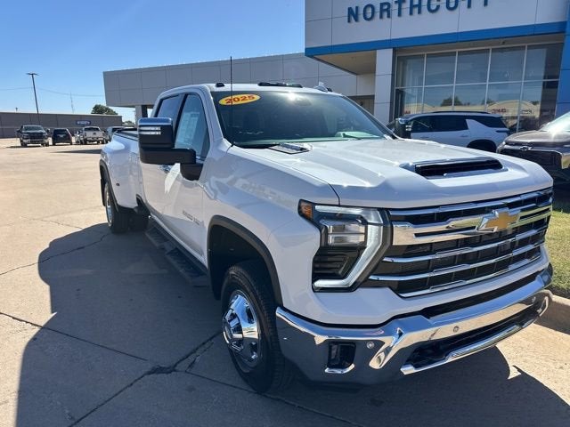 2025 Chevrolet Silverado 3500 HD LTZ