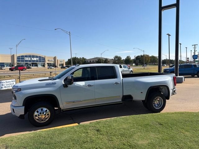 2026 Chevrolet Silverado 3500 HD High Country DRW