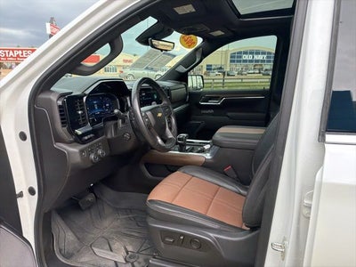 2023 Chevrolet Silverado 1500 High Country