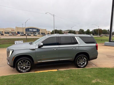 2025 GMC Yukon Elevation