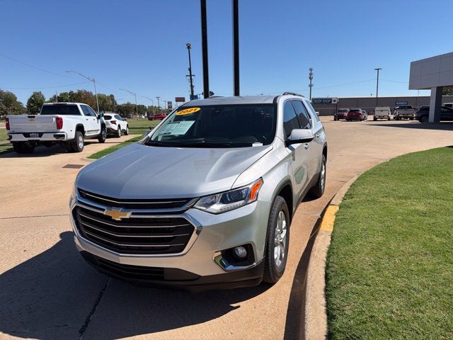 2021 Chevrolet Traverse LT Cloth
