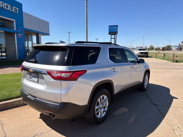 2021 Chevrolet Traverse LT Cloth