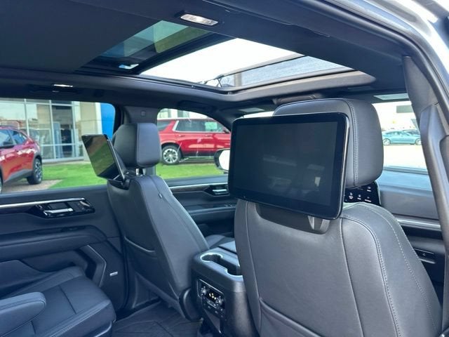 2025 Chevrolet Suburban Z71