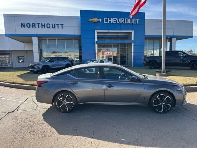 2023 Nissan Altima 2.5 SR