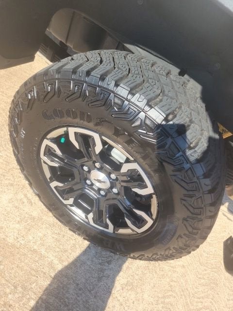 2023 Chevrolet Silverado 1500 ZR2