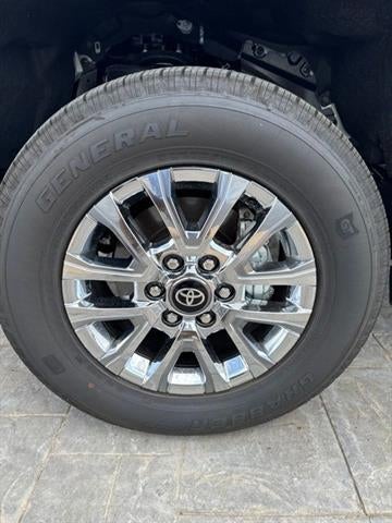 2025 Toyota Tacoma 4WD SR