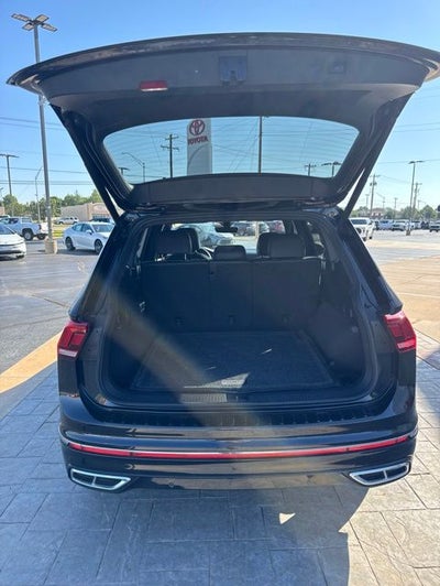 2024 Volkswagen Tiguan SEL R-Line