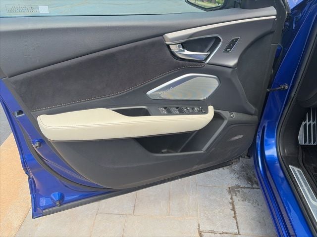 2023 Acura RDX w/A-Spec Advance Package