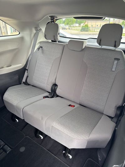 2021 Toyota Sienna LE