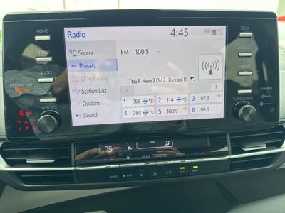2021 Toyota Sienna LE