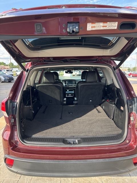 2019 Toyota Highlander SE