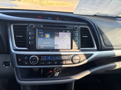 2018 Toyota Highlander SE
