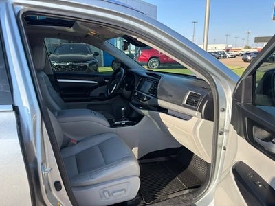 2018 Toyota Highlander SE