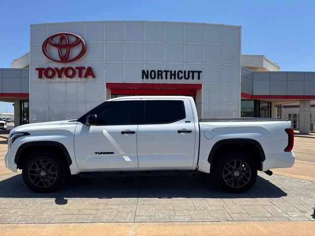 2023 Toyota Tundra 4WD SR5