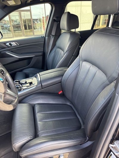 2022 BMW X5 M50i