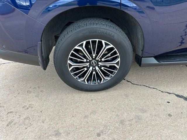 2025 Nissan Armada SL