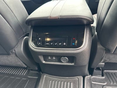 2025 Nissan Armada SL