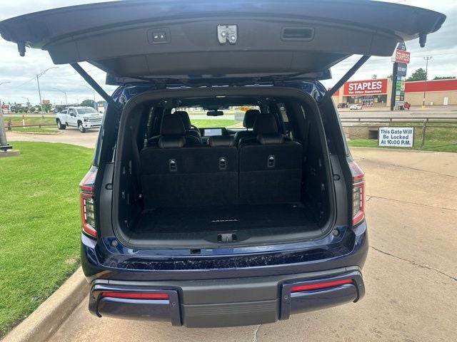 2025 Nissan Armada SL