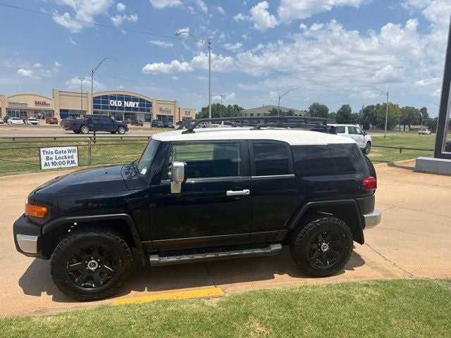 2014 Toyota FJ Cruiser 4DR 2WD AT