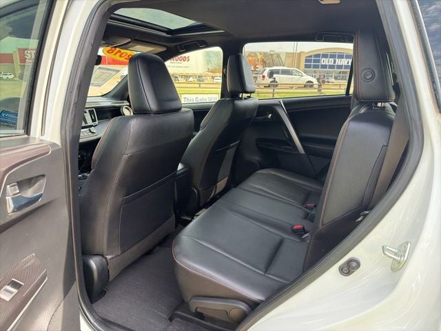 2018 Toyota RAV4 SE