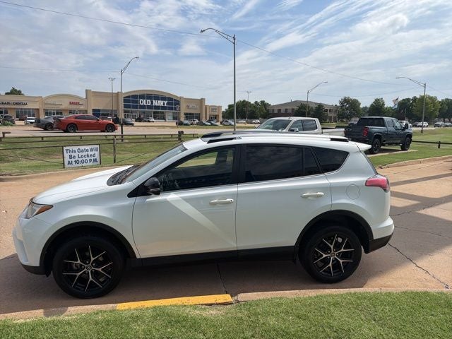 2018 Toyota RAV4 SE