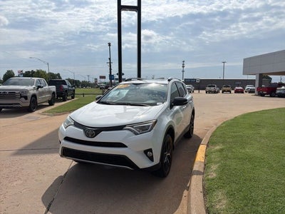 2018 Toyota RAV4 SE