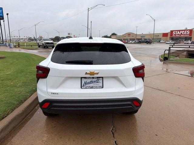 2026 Chevrolet Trax LS