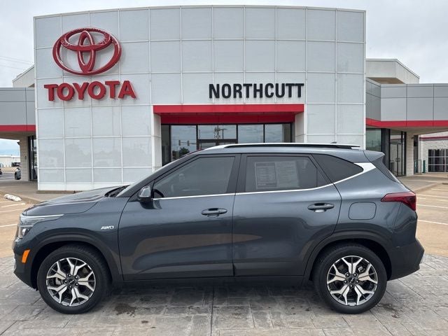 2022 Kia Seltos EX