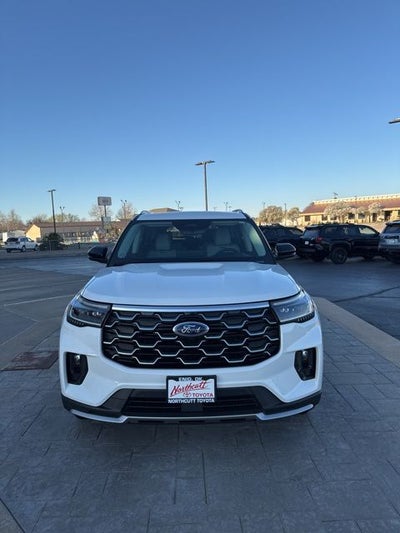 2025 Ford Explorer Platinum