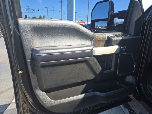 2021 Ford F-350SD Lariat