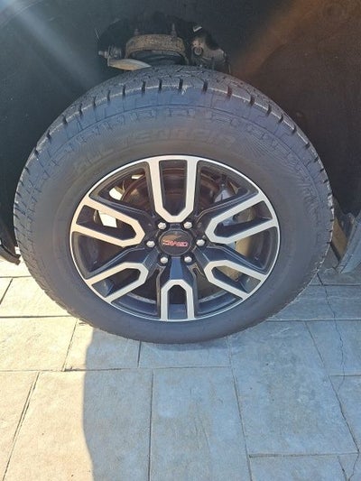 2019 GMC Sierra 1500 AT4