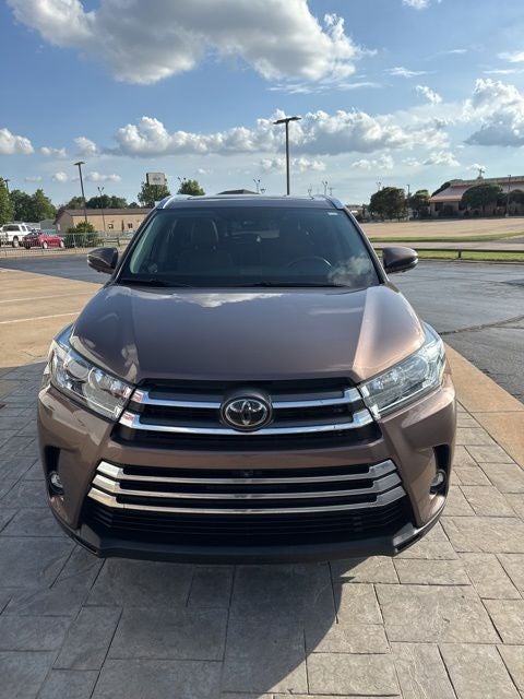 2019 Toyota Highlander Limited Platinum