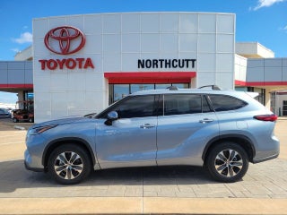 2021 Toyota Highlander Hybrid XLE