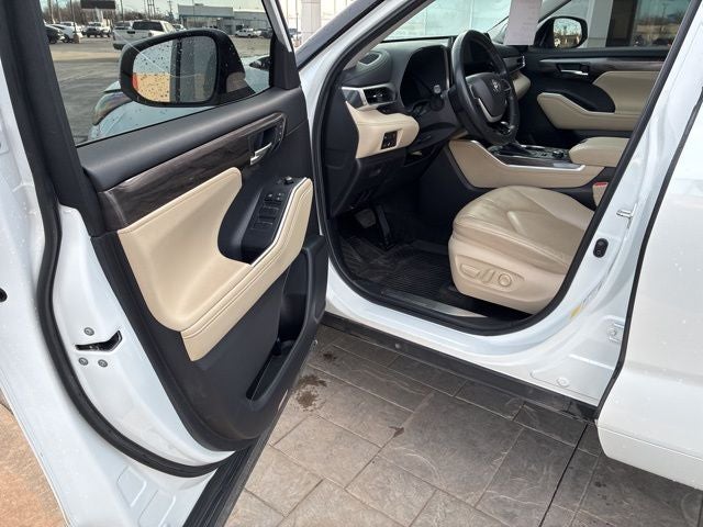 2023 Toyota Highlander Limited