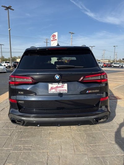 2022 BMW X5 M50i